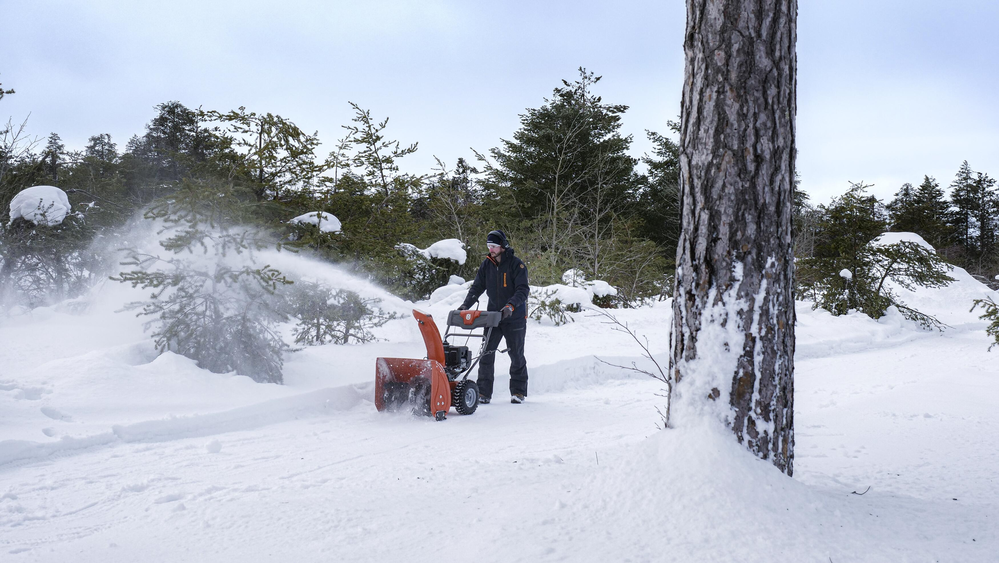ST 124 SNOW THROWER EU - 970449302